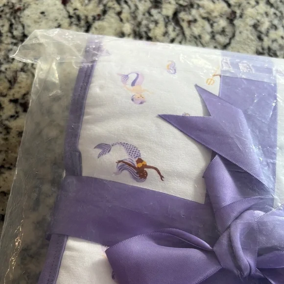 Bubble Baby Mermaid Bamboo Blanket - Picture 6 of 7